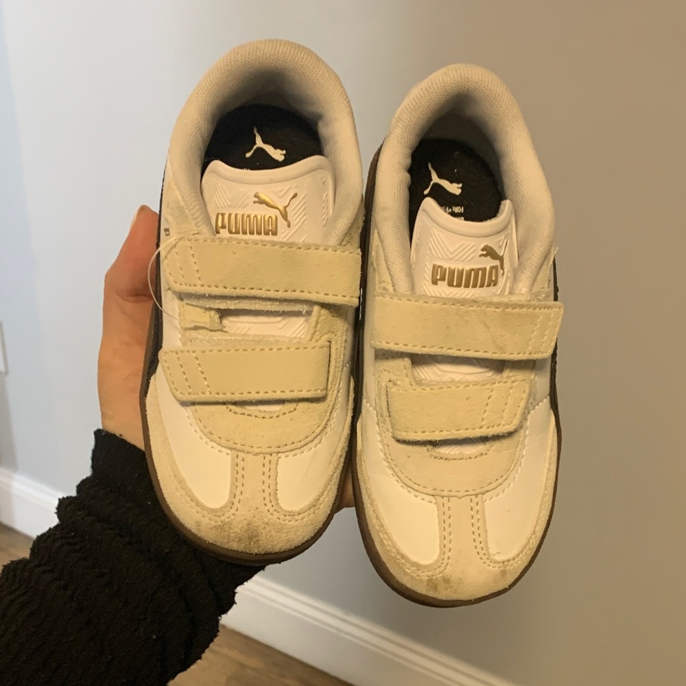 Puma Kids White and Gum Velcro Sneakers